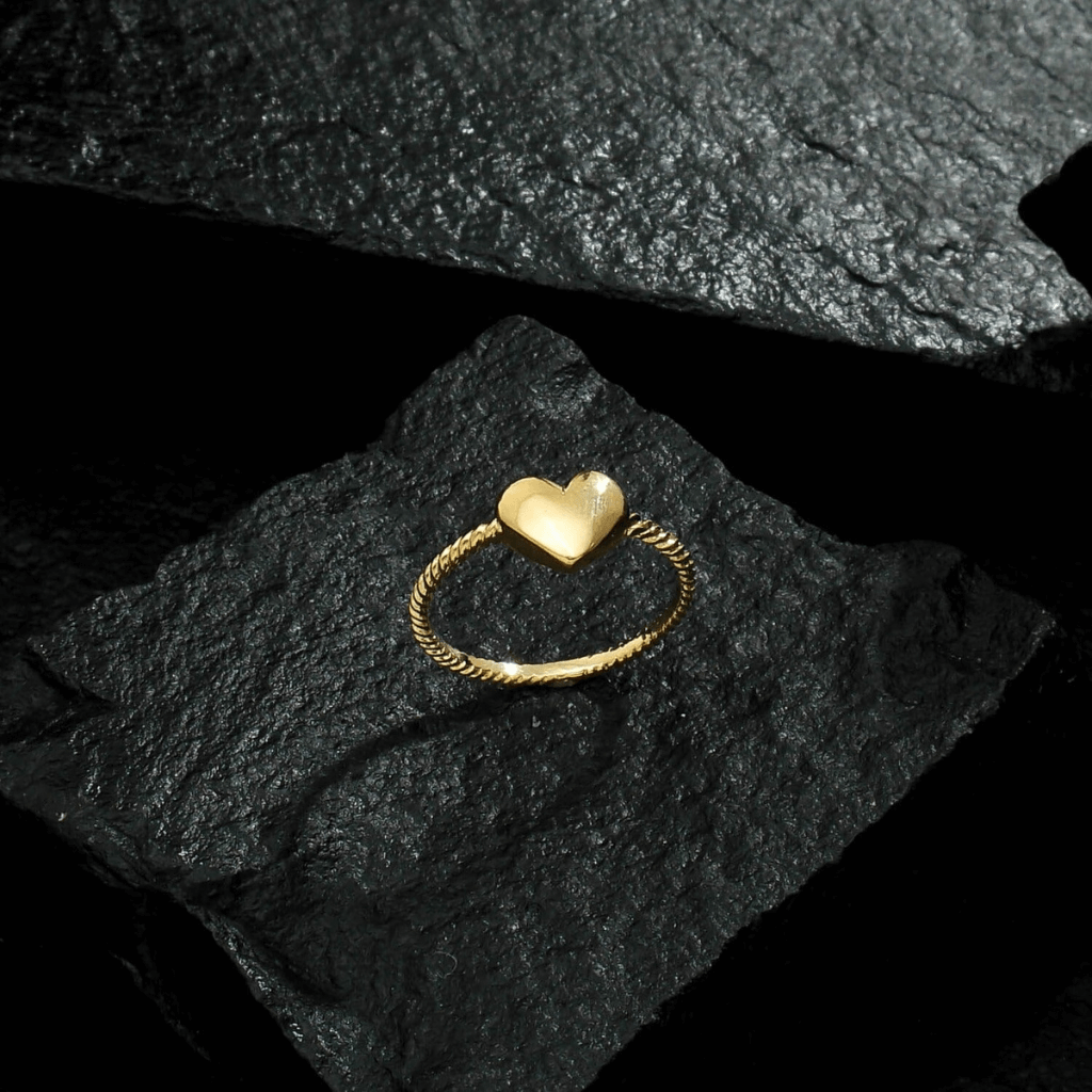 Anel-Dourado-24K-de-Falange-com-Coração-Zarelle-3