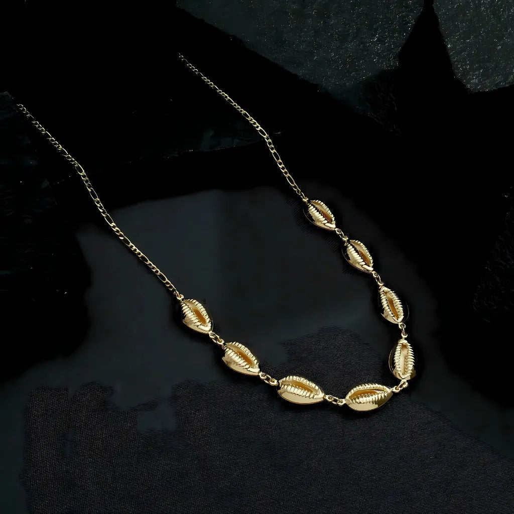 acessorio-feminino-com-buzios-estilo-autentico-zarelle
