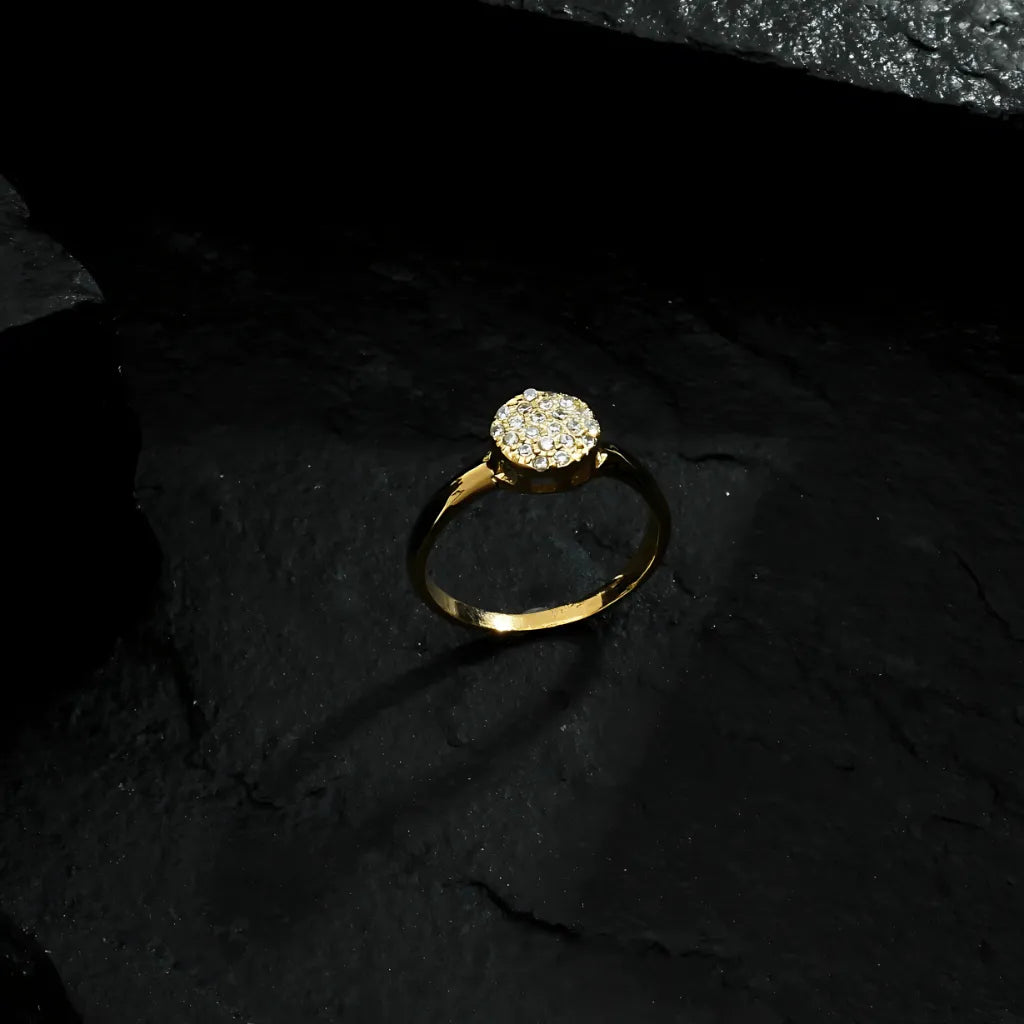 anel-chuveirinho-dourado-com-pedras-brilhantes-2