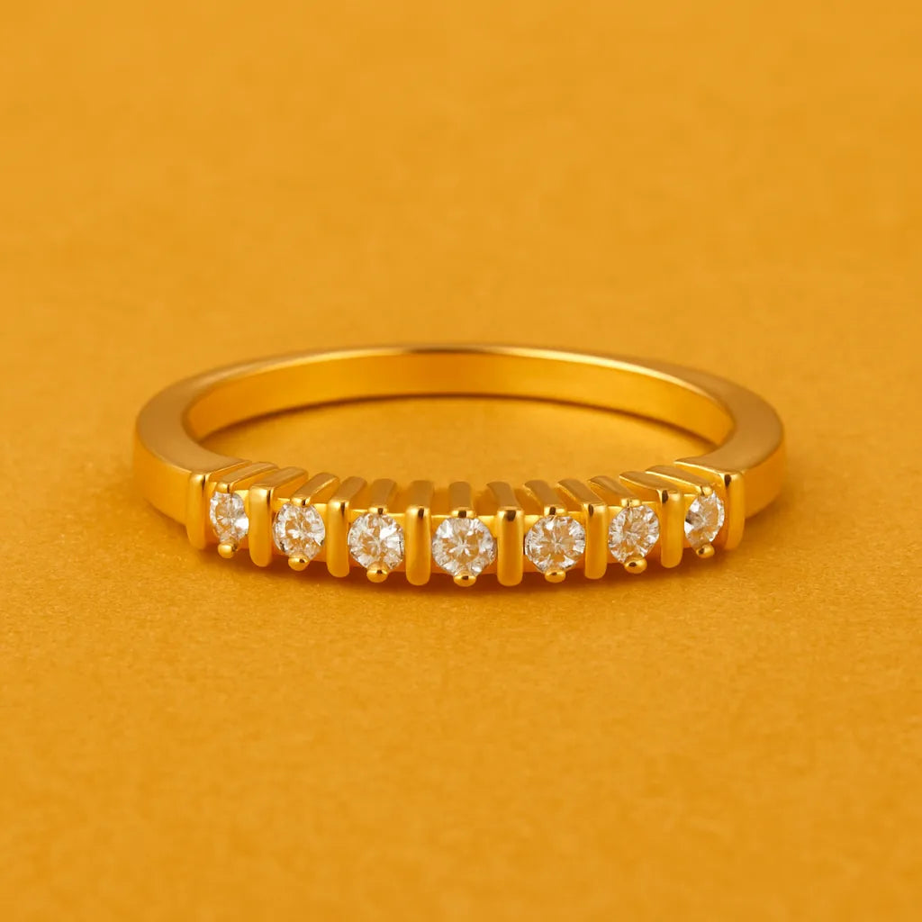 anel-dourado-com-zirconias