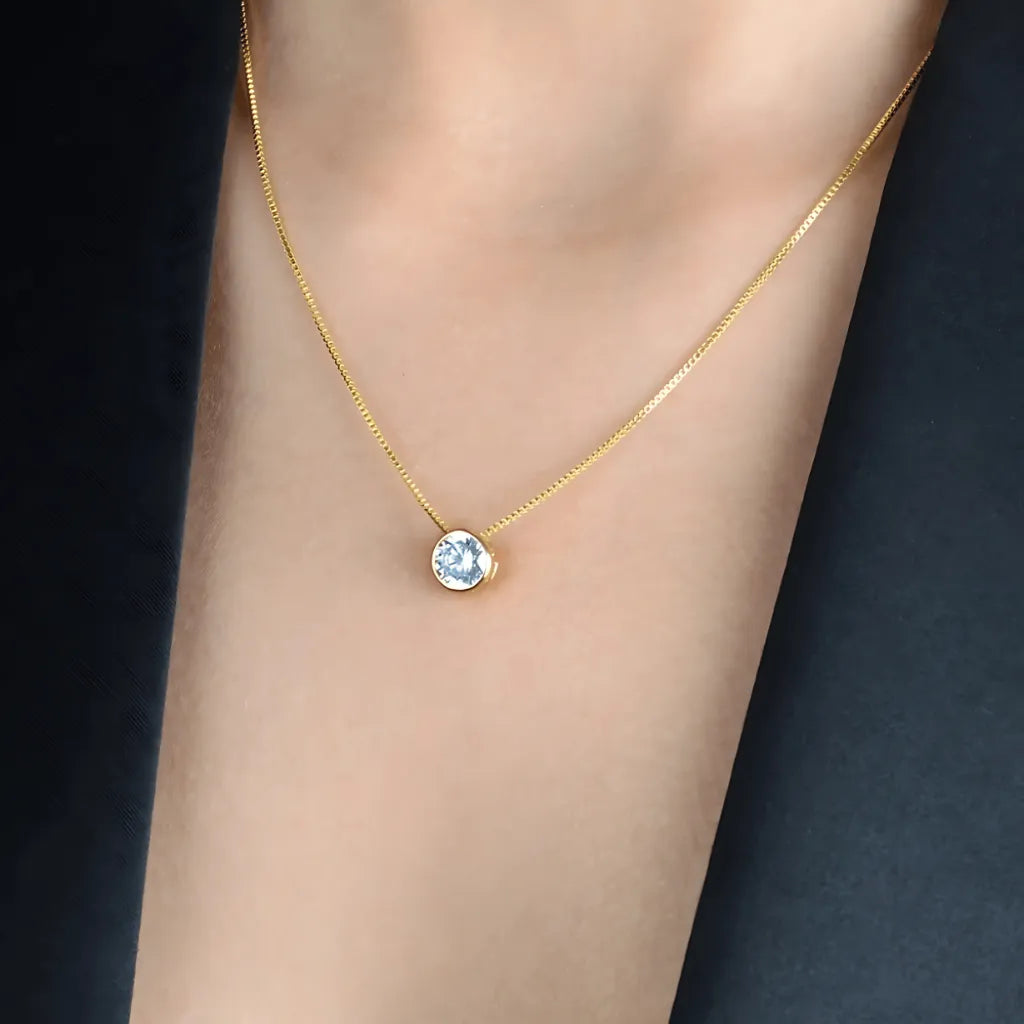 ponto-de-luz-no-pescoco-look-minimalista-e-elegante-zarelle-2