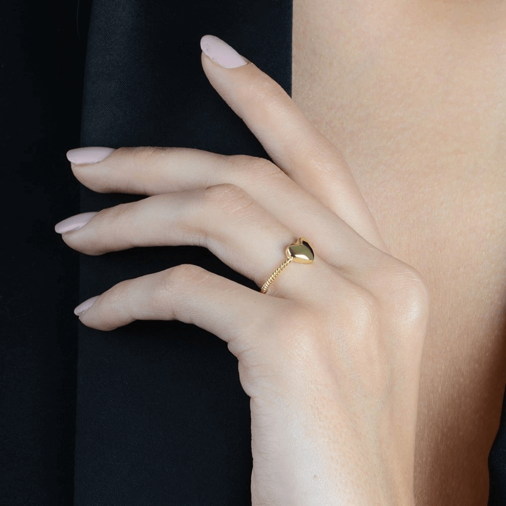 Anel-Dourado-24K-de-Falange-com-Coração-Zarelle-2