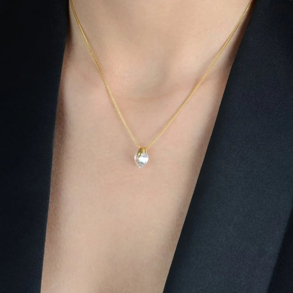 Colar-Dourado-24K-Coracao-em-Cristal-Zarelle-2
