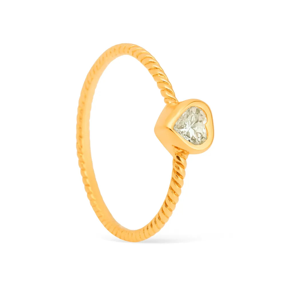anel-dourado-solitario-com-zirconia-em-coracao