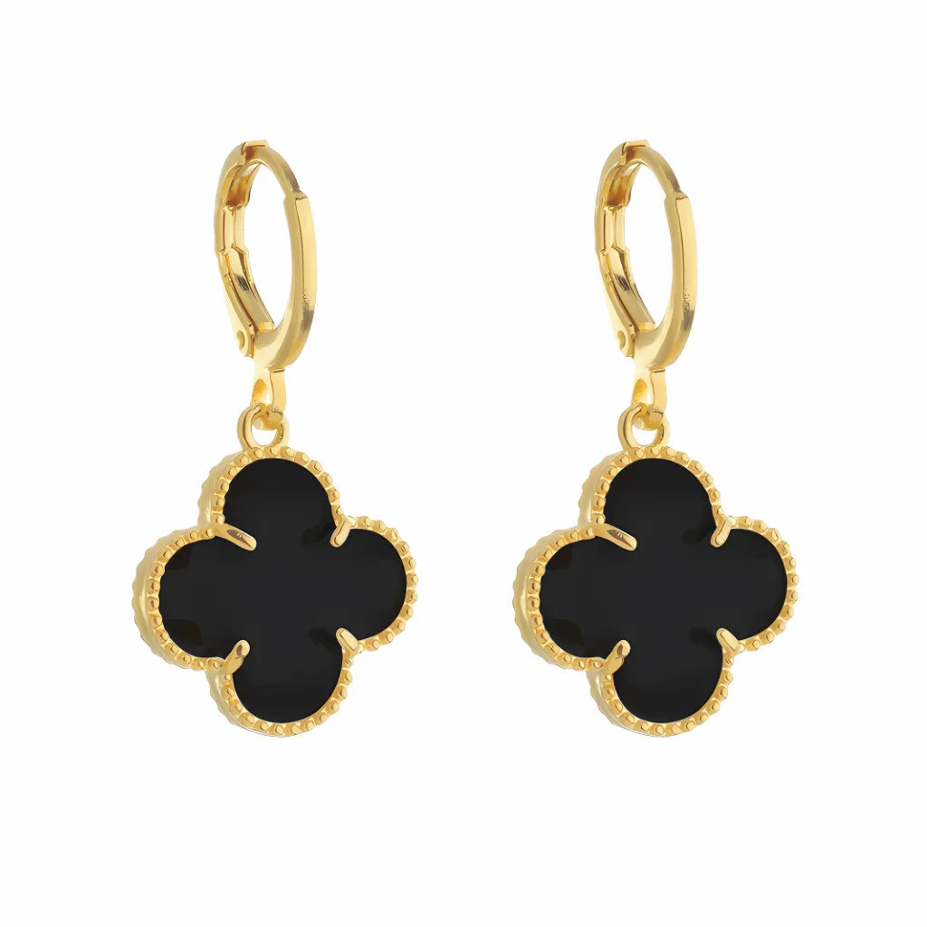 brinco-dourado-24k-trevo-com-zirconia-preta-feminino-pendente-1